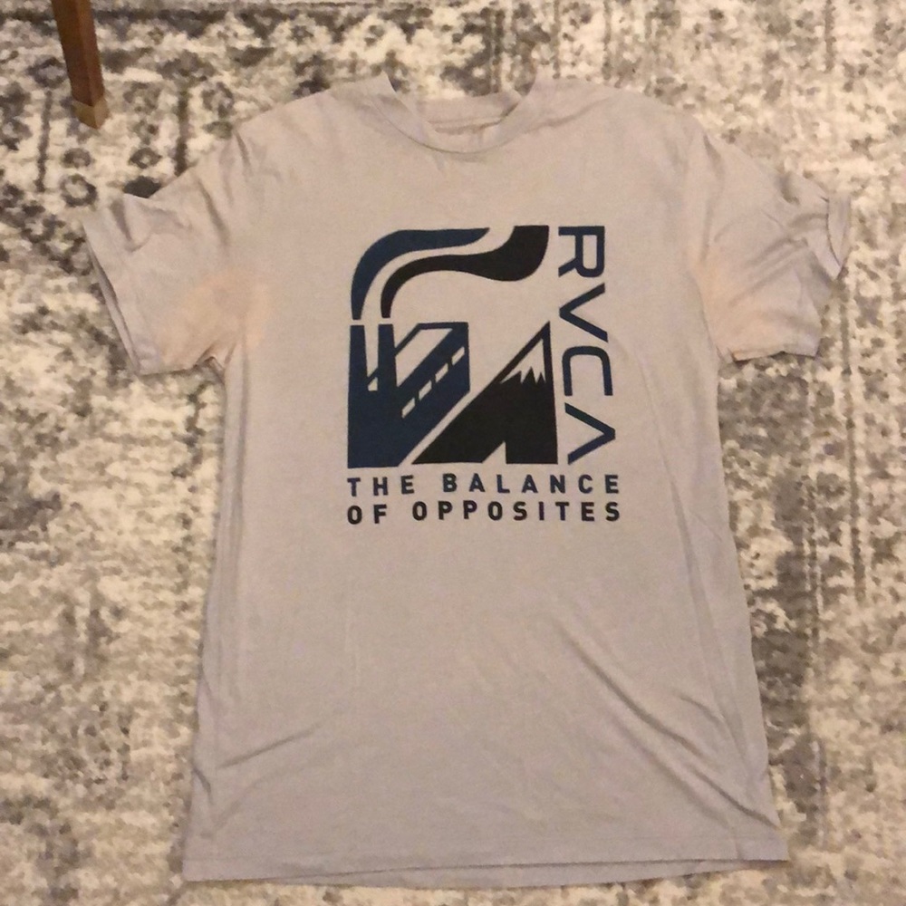 RVCA T-SHIRT